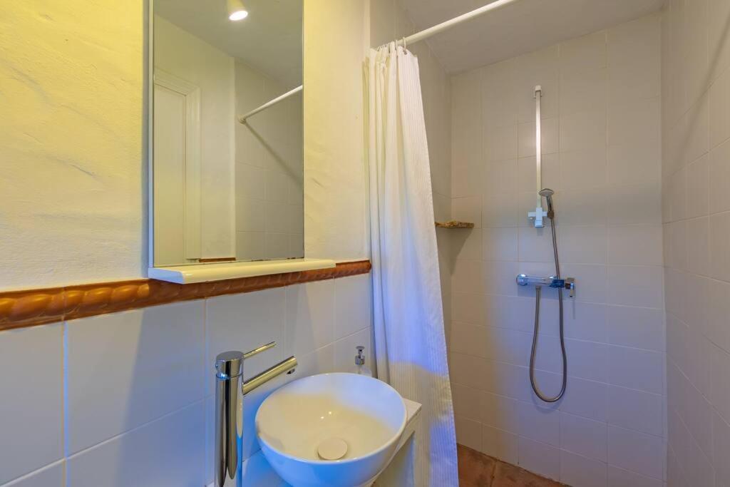 Habitaciones Rurales La Vega Tarifa Exterior photo