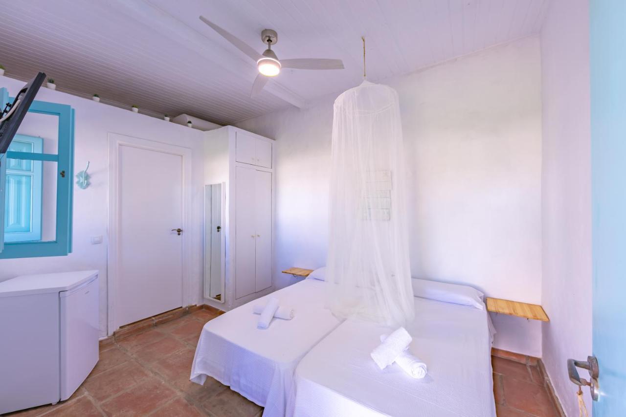 Habitaciones Rurales La Vega Tarifa Exterior photo